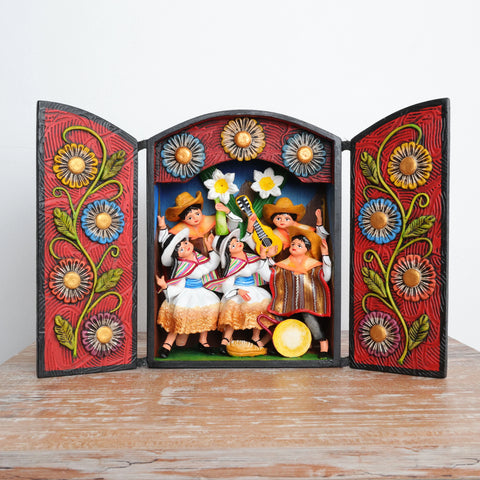 Descubre la magia de los Retablos Ayacuchanos: Arte tradicional peruano que cuenta historias con cada detalle hecho a mano. Perfectos para decorar tu hogar con el Arte Peruano- Retablo Ayacuchano- Artesanía Peruana- Echo a Mano - Decoración Artesanal