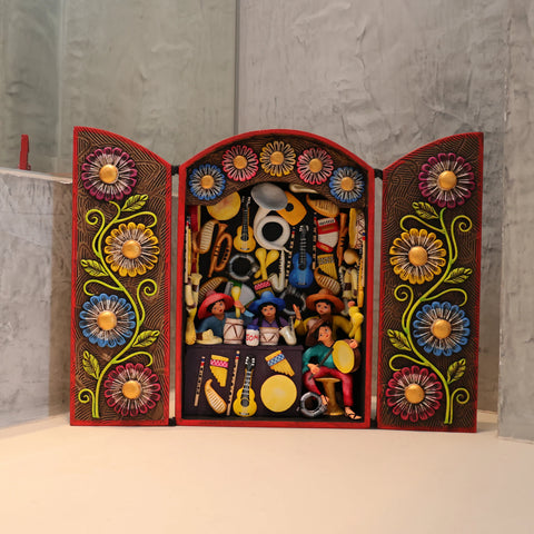 Descubre la magia de los Retablos Ayacuchanos: Arte tradicional peruano que cuenta historias con cada detalle hecho a mano. Perfectos para decorar tu hogar con el Arte Peruano- Retablo Ayacuchano- Artesanía Peruana- Echo a Mano - Decoración Artesanal