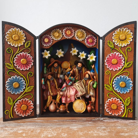 Descubre la magia de los Retablos Ayacuchanos: Arte tradicional peruano que cuenta historias con cada detalle hecho a mano. Perfectos para decorar tu hogar con el Arte Peruano- Retablo Ayacuchano- Artesanía Peruana- Echo a Mano - Decoración Artesanal