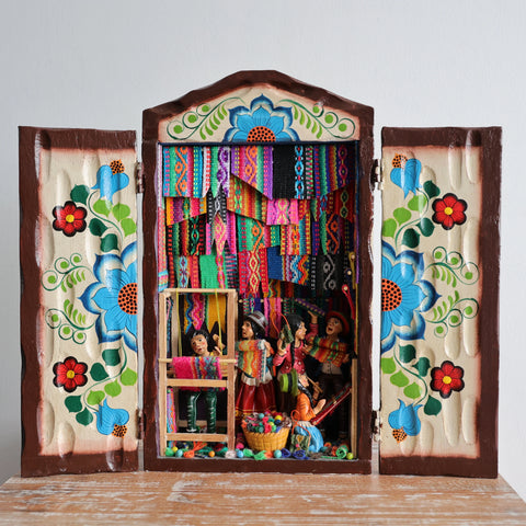 Descubre la magia de los Retablos Ayacuchanos: Arte tradicional peruano que cuenta historias con cada detalle hecho a mano. Perfectos para decorar tu hogar con el Arte Peruano- Retablo Ayacuchano- Artesanía Peruana- Echo a Mano - Decoración Artesanal