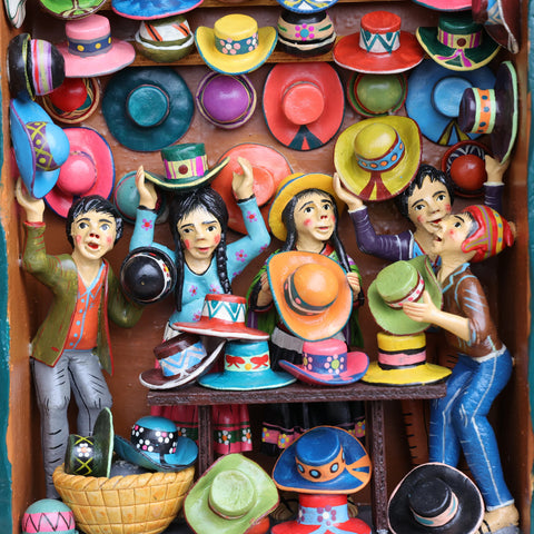 Descubre la magia de los Retablos Ayacuchanos: Arte tradicional peruano que cuenta historias con cada detalle hecho a mano. Perfectos para decorar tu hogar con el Arte Peruano- Retablo Ayacuchano- Artesanía Peruana- Echo a Mano - Decoración Artesanal